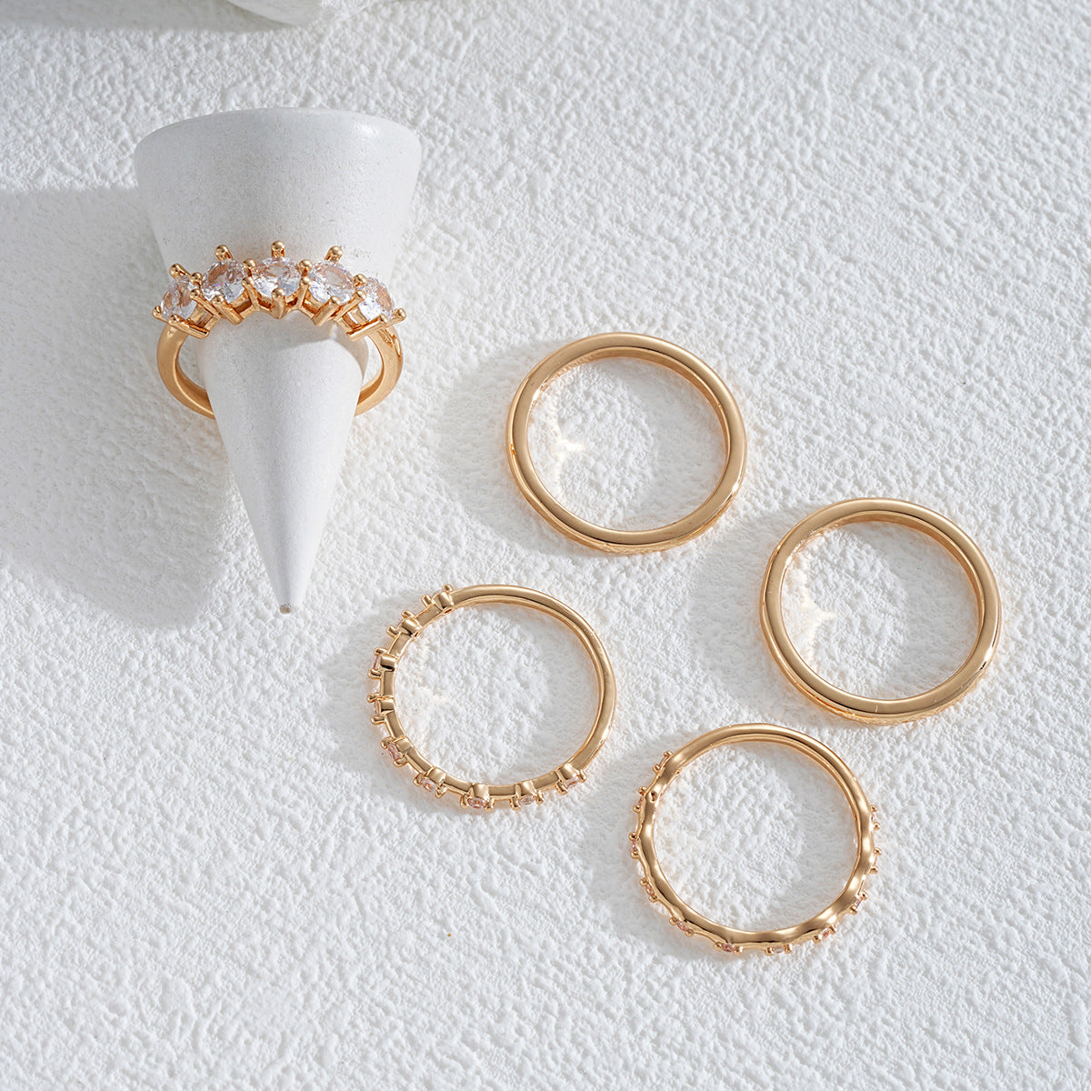 Set de 5 Anillos Apilables con Zirconias