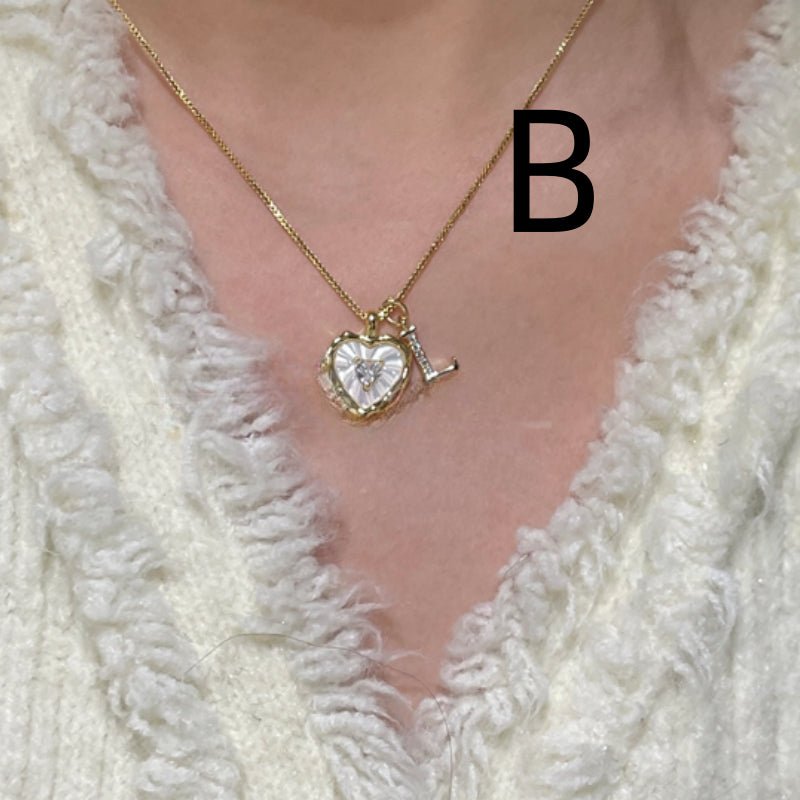 Collar de Nácar Natural y Acero de Titanio - Melvanni